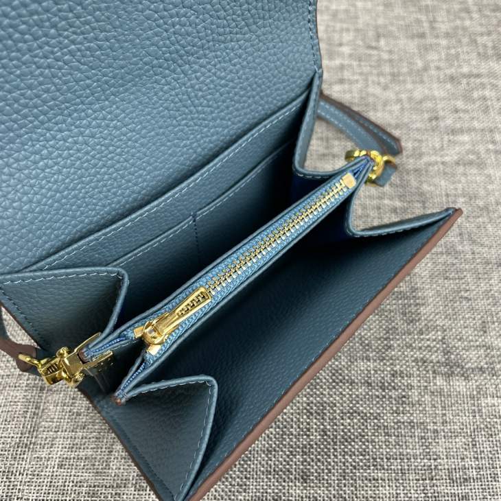 Picture of Hermes Wallets _SKUfw214807727fw